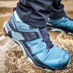 Salomon Women's X Ultra 4 GTX in Stargazer Carbon Stone Blue